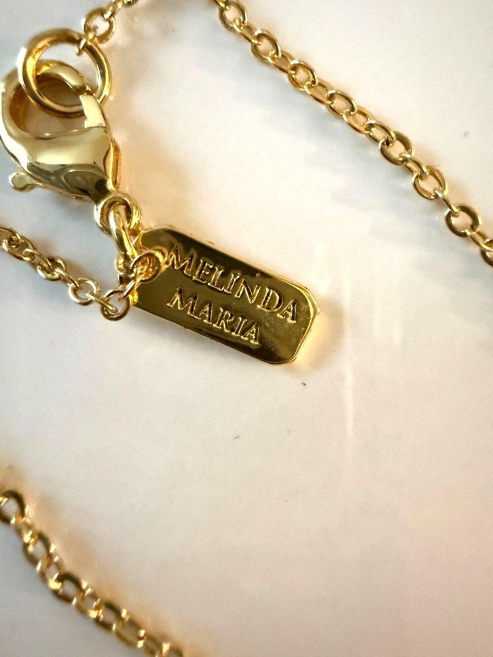 Melinda Maria Sabrina Gold-Tone Hammered Disc Necklace Adjustable Lightweight - Picture 2 of 10